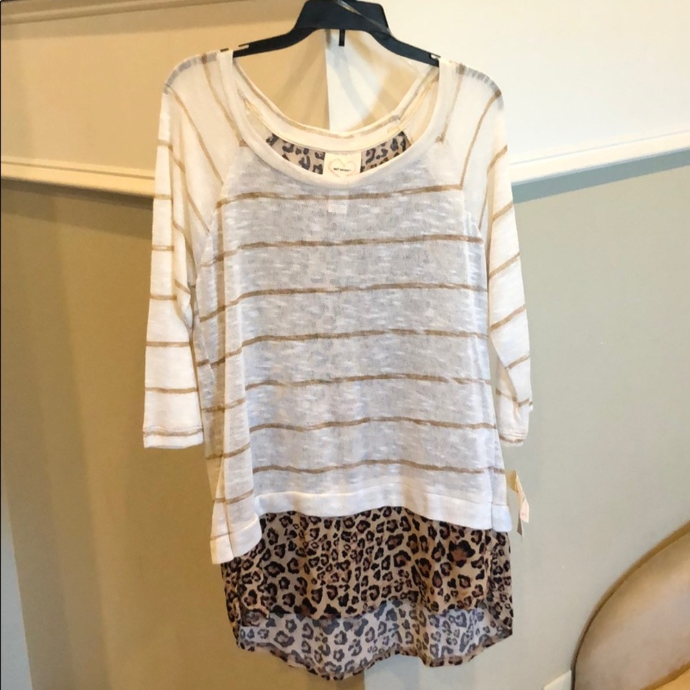 NWT 3/4 sleeve striped shirt with leopard detail